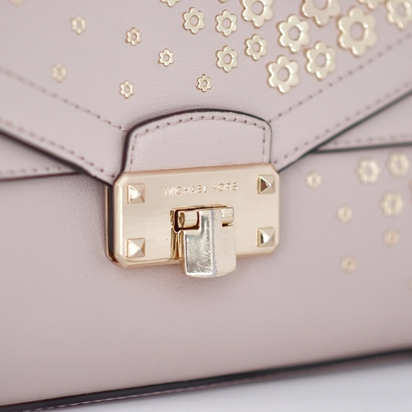 Michael Kors Kinsley Blossom Bag - Picture 4 of 4
